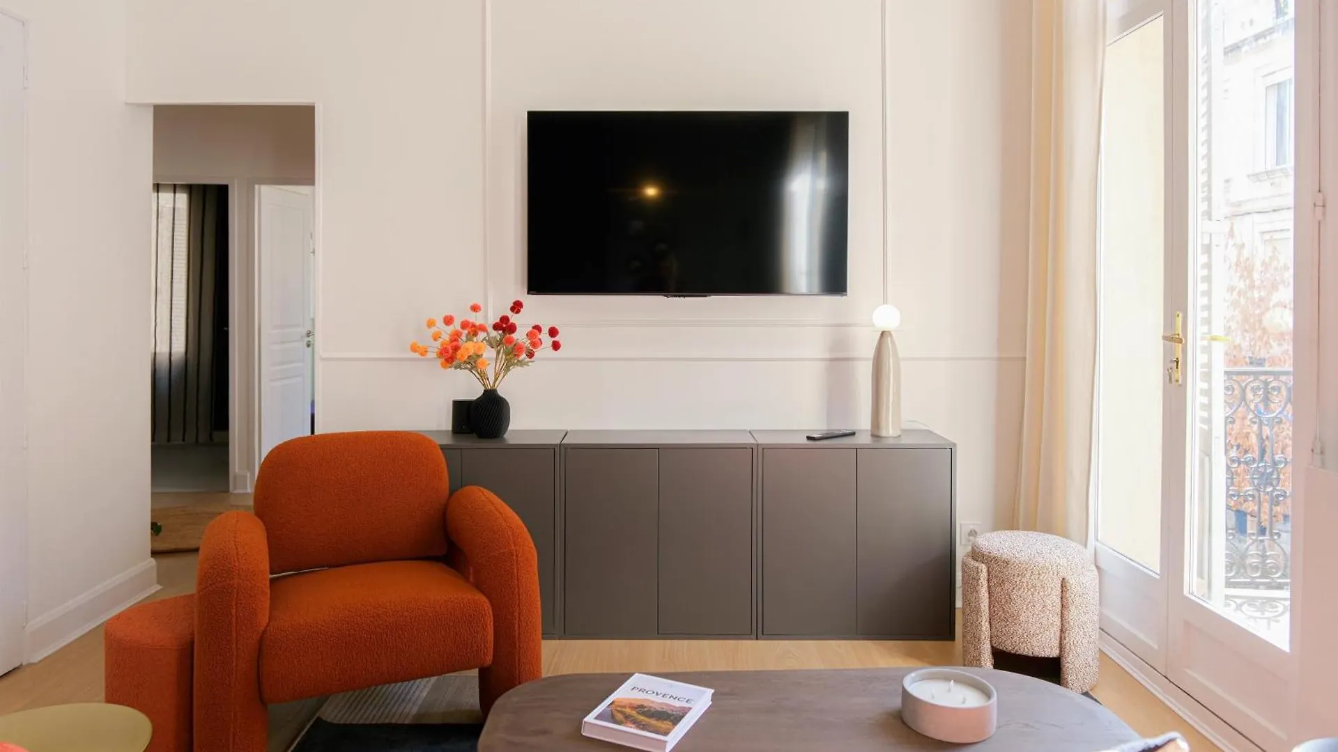 Apartment Coeur Des Calades - Elegance Et Luxe Intemporel Avignon France