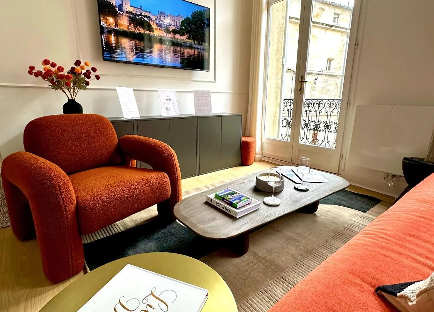 Apartment Coeur Des Calades - Elegance Et Luxe Intemporel Avignon